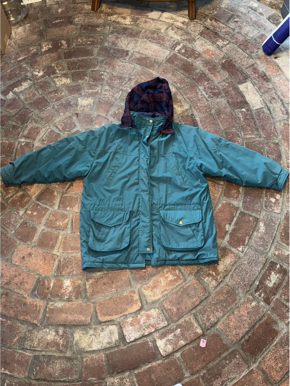 VTG Women’s Cherokee Hooded Jacket with Plaid Lining and Front Pockets Size 20w